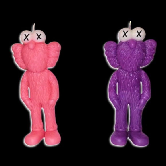 Designer Art Custom Hand Poured Kaws Candle BFF Gift Set - Picture 7 of 14